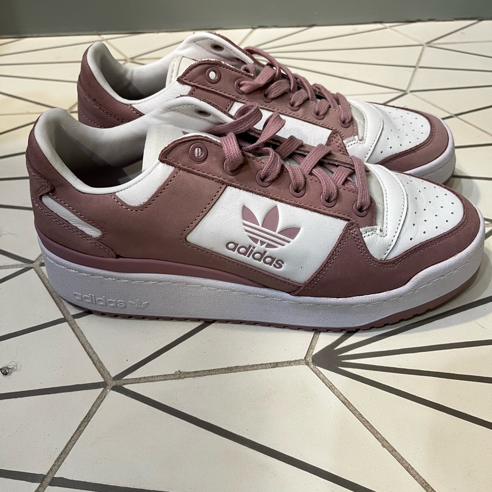 Adidas Forum Sneakers